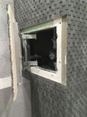 Люк под плитку Нажимной Секрет-Лайт 2 створки 750*450 Люк под плитку Нажимной Секрет-Лайт 2 створки 750*450