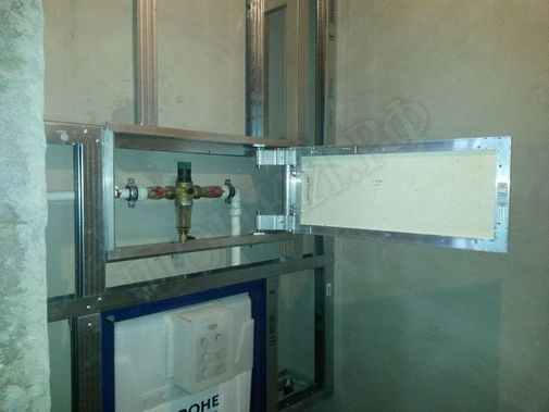 Люк под плитку Нажимной Секрет-Лайт 2 створки 750*450 Люк под плитку Нажимной Секрет-Лайт 2 створки 750*450