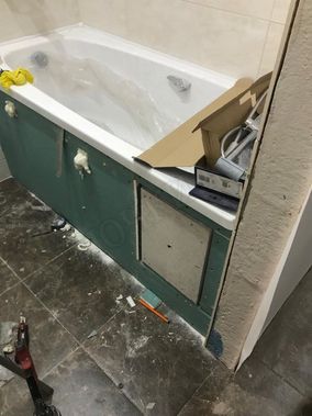 Люк под плитку Нажимной Секрет-Лайт 2 створки 750*450 Люк под плитку Нажимной Секрет-Лайт 2 створки 750*450