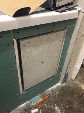 Люк под плитку Нажимной Секрет-Лайт 2 створки 750*450 Люк под плитку Нажимной Секрет-Лайт 2 створки 750*450